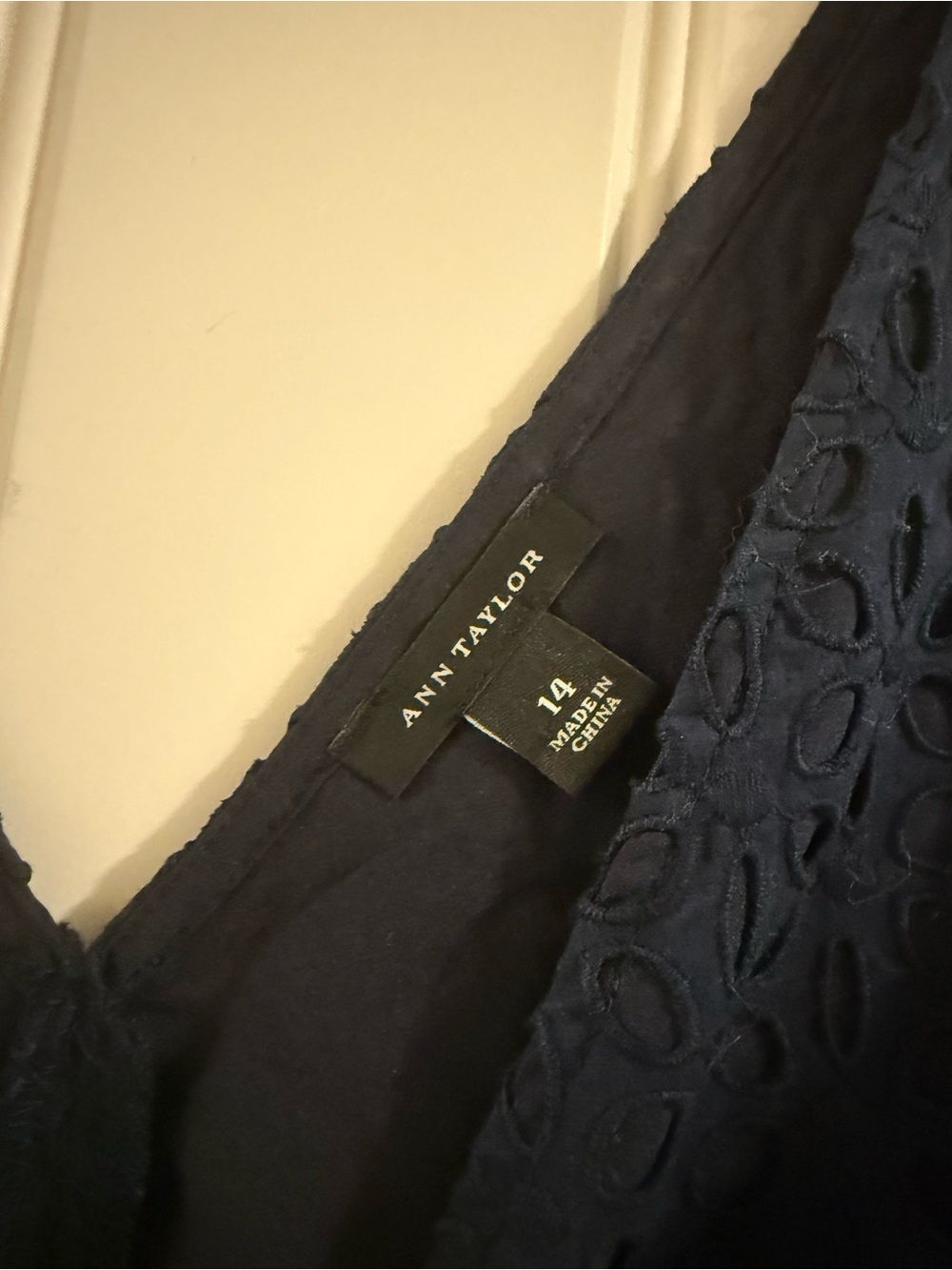 Ann Taylor Navy Eyelet V-Neck Peplum top - Picture 2 of 3